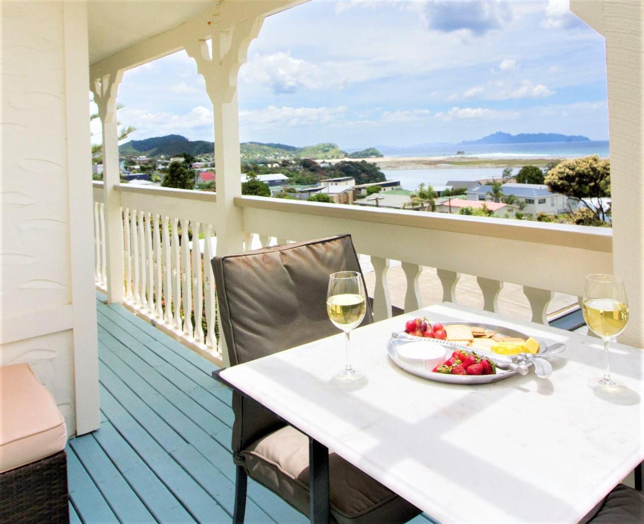 Mangawhai Lodge Exterior photo